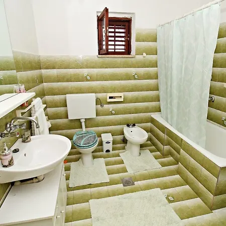Green Apartman